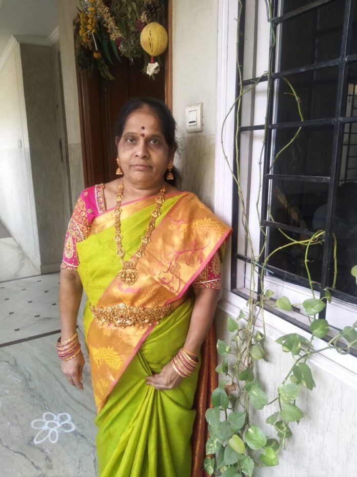 Generosity in Action: Muni Akka Foundation Equips Individuals with Masks, Pens, and Lamps