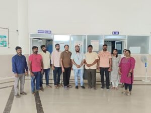 Their charitable efforts greatly exceeded expectations. Shashank and Priyanka personally visited Dr. Hussain Ammhed Khan to acknowledge the dedication and selflessness of frontline workers during the ongoing COVID-19 pandemic. They expressed heartfelt gratitude for his unwavering commitment to caring for people in difficult times.