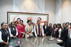 *TPCC Legal Cell Gears Up for National Seminar at Gandhi Bhavan Meet* Hyderabad | 25 July 2025 The Telangana Pradesh Congress Committee (TPCC) Legal Cell held a high-level meeting on Friday at Gandhi Bhavan, Hyderabad, under the leadership of Legal Cell Chairman Sri Ponnam Ashok Goud. The meeting was convened to mobilize preparations for the upcoming National Seminar on “Constitutional Challenges – Perspectives and Pathways”, scheduled to be held in New Delhi on August 2, 2025. Smt. Kota Neelima, Vice President of TPCC and Incharge of the TPCC Legal Cell, attended the meeting as the Chief Guest. In her address, she emphasized the vital role of legal professionals in protecting the democratic spirit and constitutional integrity of India. “Our Constitution is the guardian of justice, equality, and rights. Every member of the legal community has a duty to safeguard its principles,” she stated. The meeting focused on strategic discussions related to Telangana’s participation in the upcoming national-level seminar organized by the AICC Legal Cell. Delegates discussed contemporary constitutional challenges, legal reforms, and grassroots legal outreach. A strong contingent of advocates and legal experts participated in the session, contributing valuable insights and strategic suggestions for the seminar. Other notable attendees included Momin Roshan Zameer, E. Deva, Uma Shanker, Venkateshwara Reddy, Tirupathi Verma, Kuruma Narendar, Sayed Moinuddin, Abhilasha Ashrith, Rajkumar, Sudheer Kumar, Shilpa, Saritha, Aruna Kumari, Irfan, Bharat Reddy, and Shashank Pasupuleti, along with many dedicated members of the TPCC Legal Cell. Concluding the meeting, Chairman Ponnam Ashok Goud urged the participants to make Telangana’s presence felt at the national seminar and to continue their mission of delivering justice and awareness at the grassroots level. The Legal Cell reaffirmed its commitment to constitutional values and pledged active participation in the forthcoming seminar, which is expected to witness the convergence of legal minds from across India.